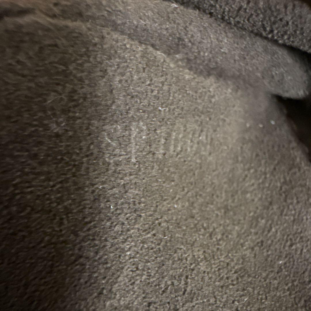 ショルダーバッグ　LOUIS VUITTON マヒナXL