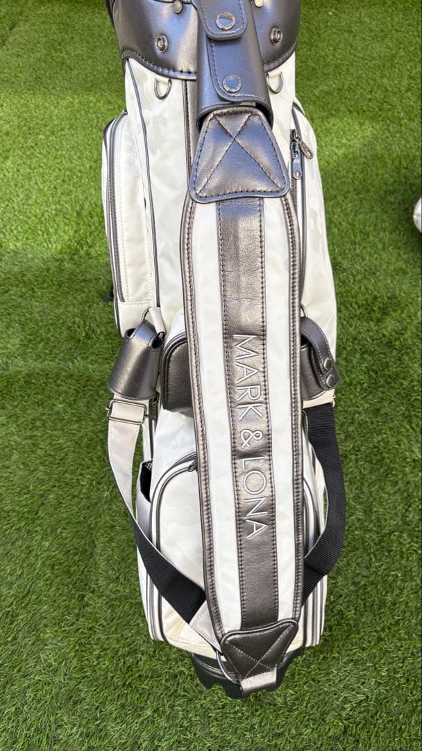 MARK & LONA ゴルフバッグ スタンド付き ホワイト