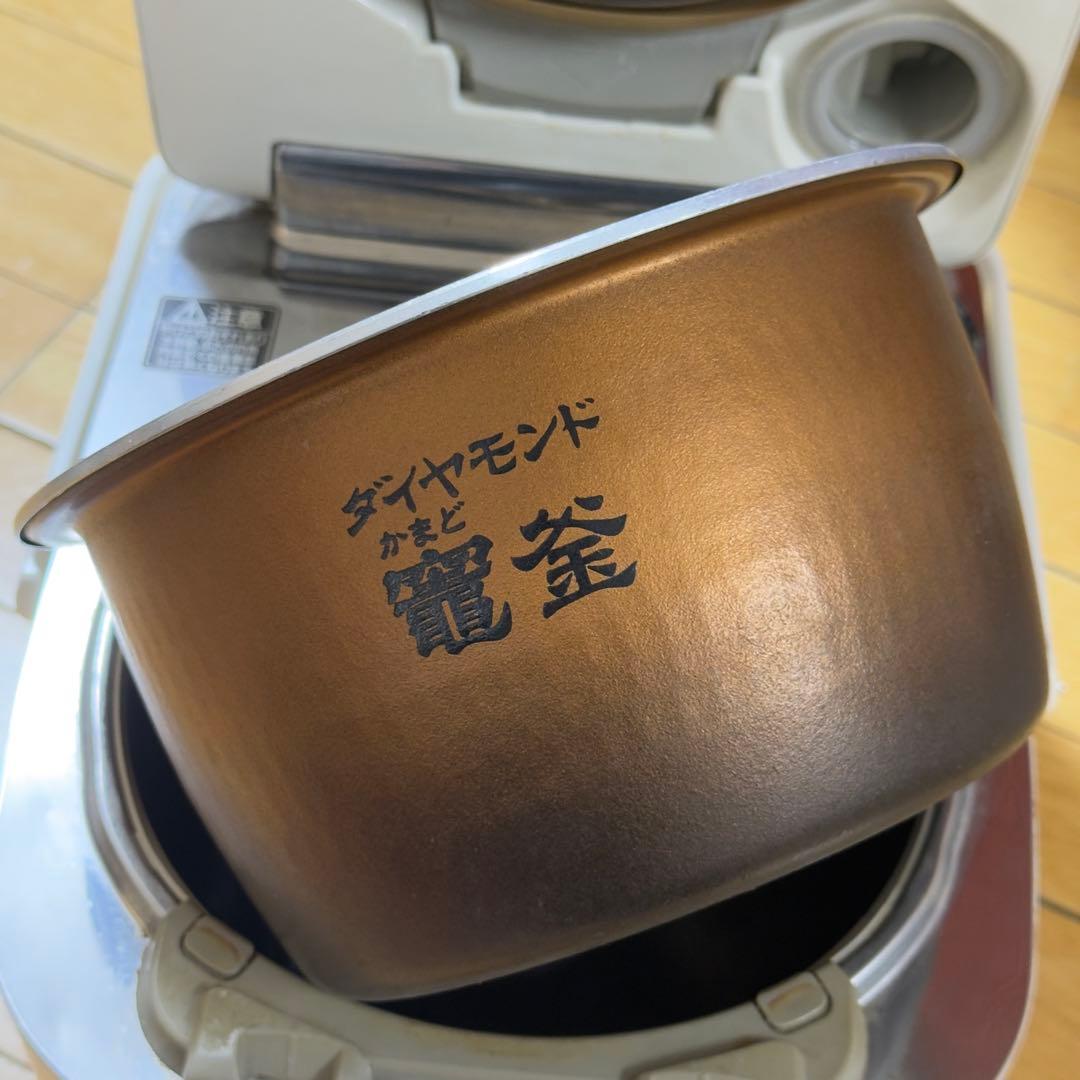 パナソニック 2018年製 SR-SPX107 Wおどり炊き 釜交換済み