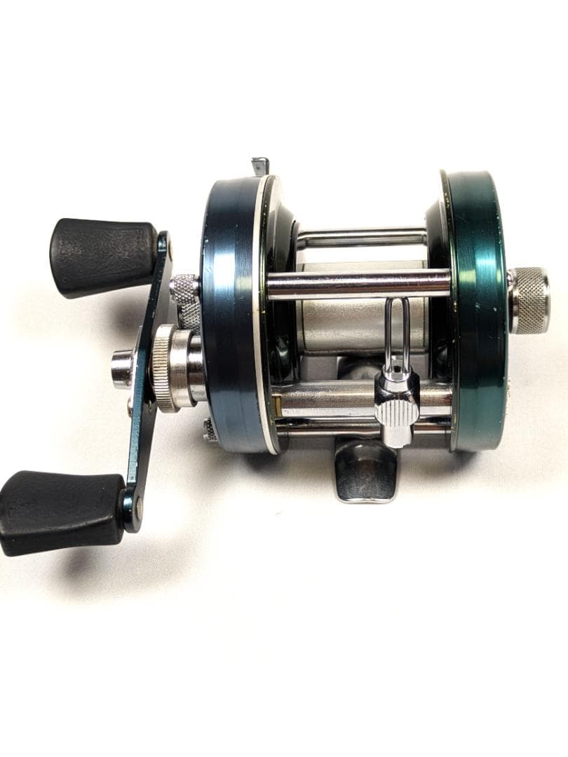 ジャンク品 ABU Ambassadeur5000D アブアンバサダー5000D