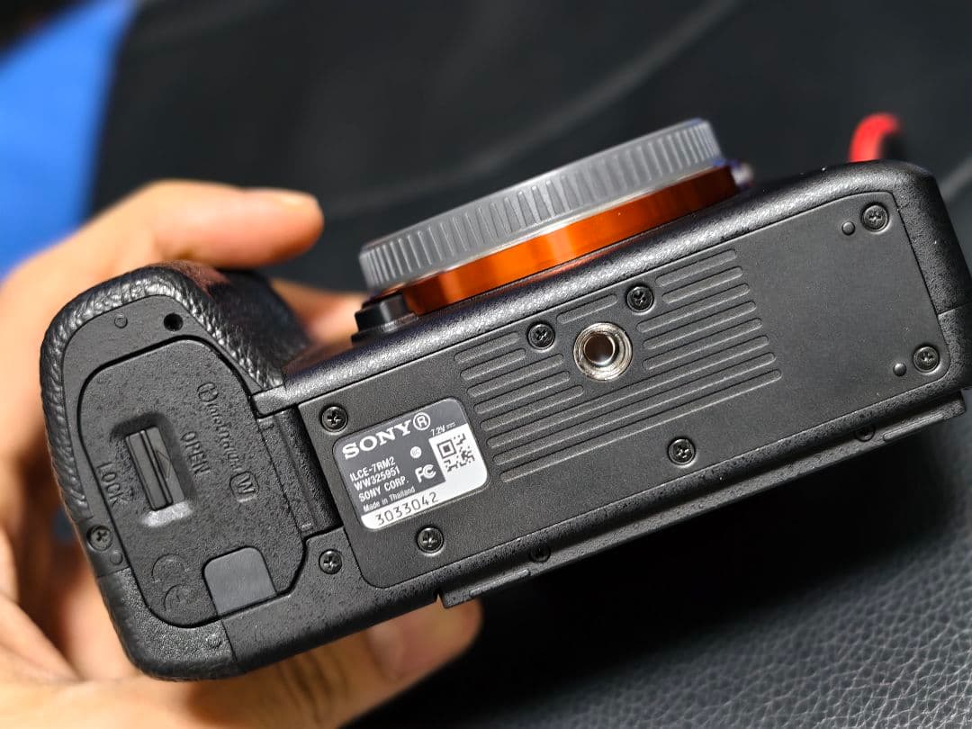 Sony a7rii シャッター 5100回数 ソニー レンズ 75mm f2