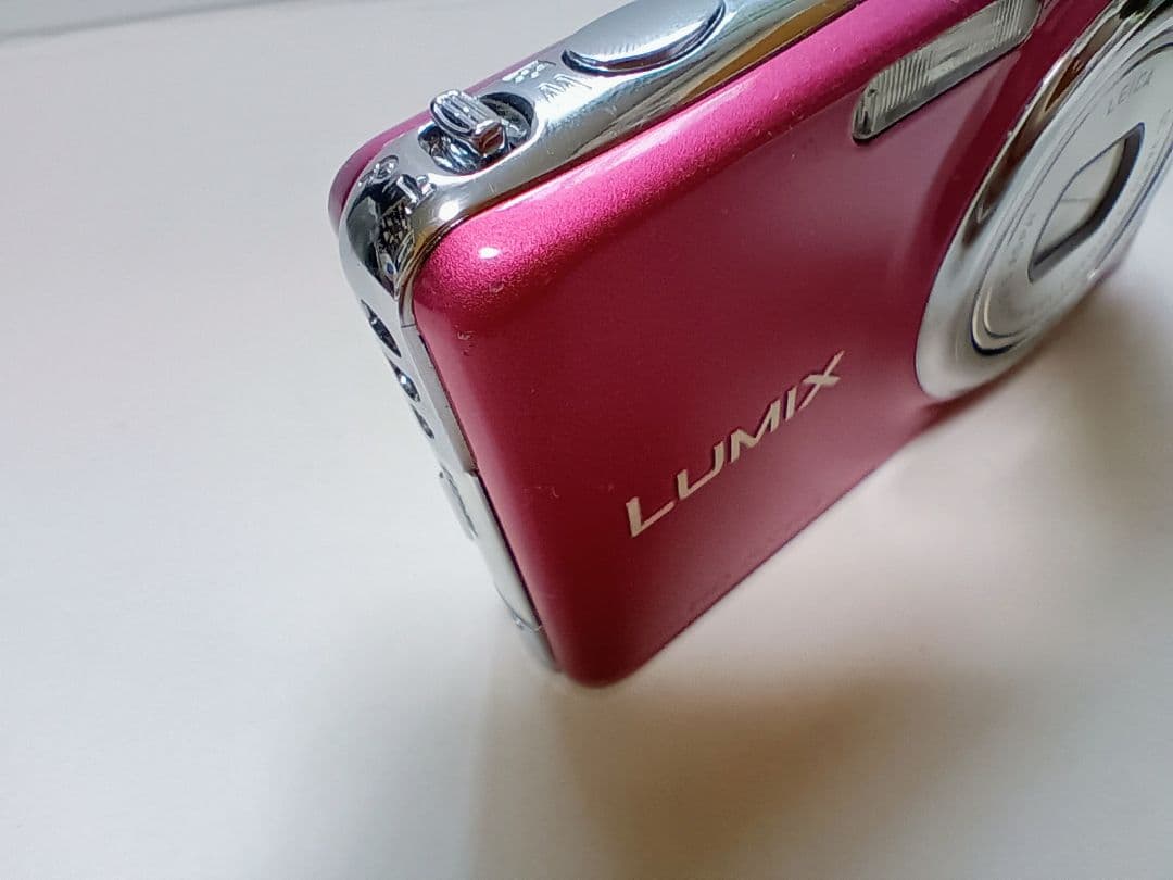 こんにちはさん専用　LUMIX デジタルカメラ　DMC-FX77