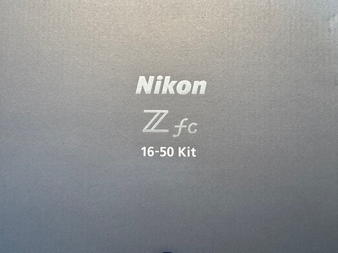 NikonZfcミラーレスカメラ（16-50レンズキット、レンズプロテクション付
