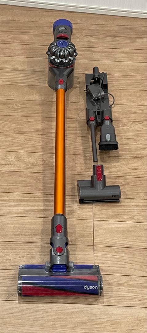 dyson コードレスクリーナーSV10