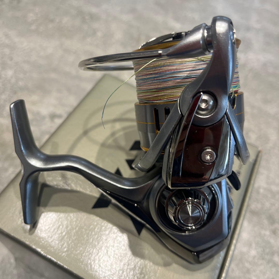 18フリームスLT4000D-CHX ダイワリール