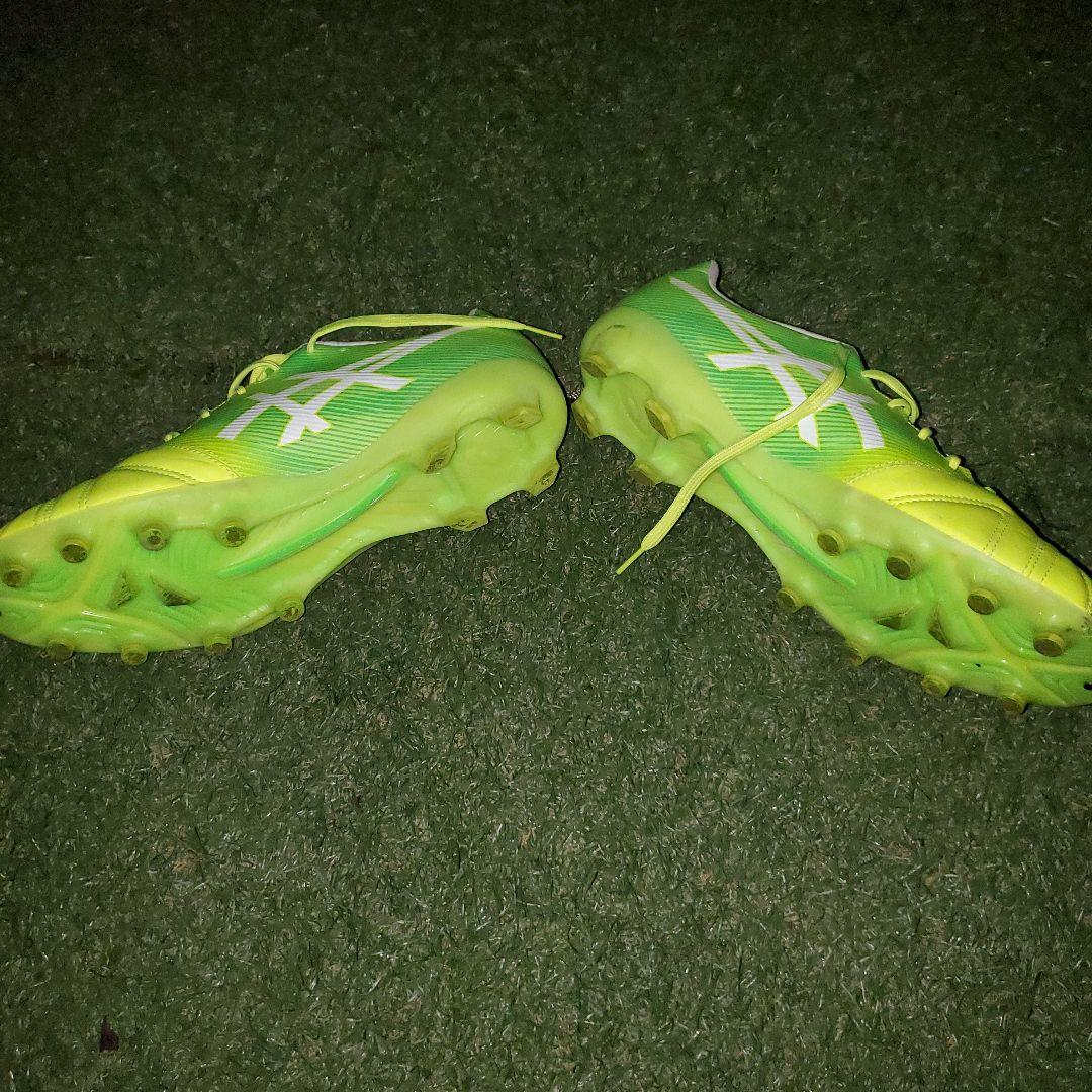 ASICS サッカーシューズ スパイク ネオンイエロー