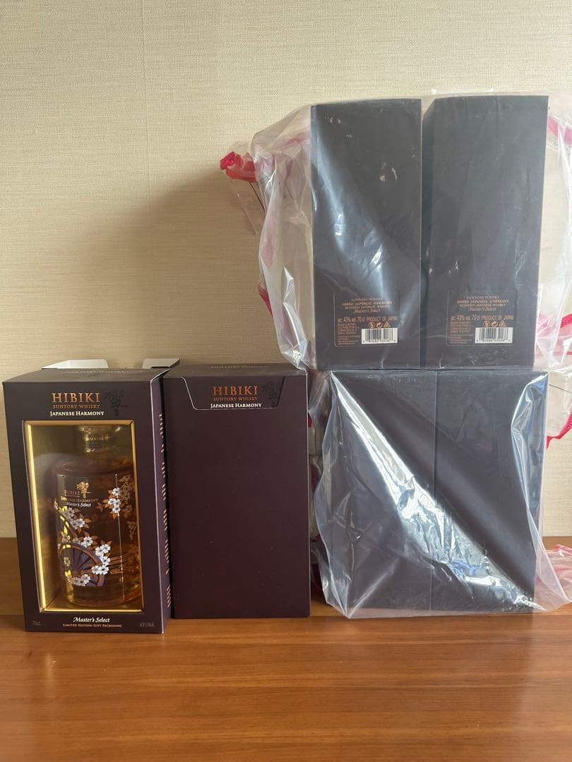 サントリー　響　ジャパニーズハーモニー　マスターズセレクト　4本
