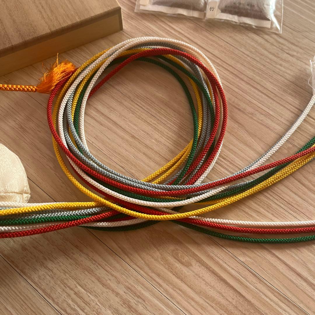 茶道具 袋物師・豊律作 飾り香袋 訶梨勒(かりろく) お正月飾り