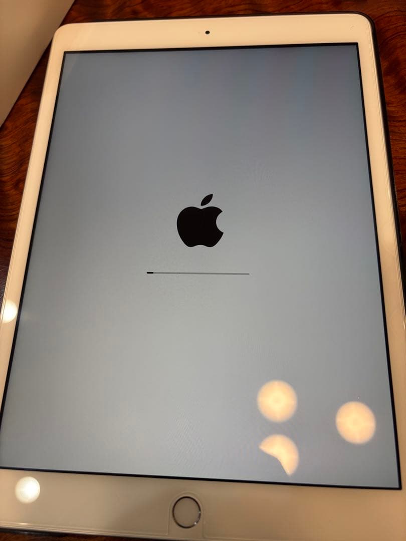 Apple iPad 第8世代　32GB