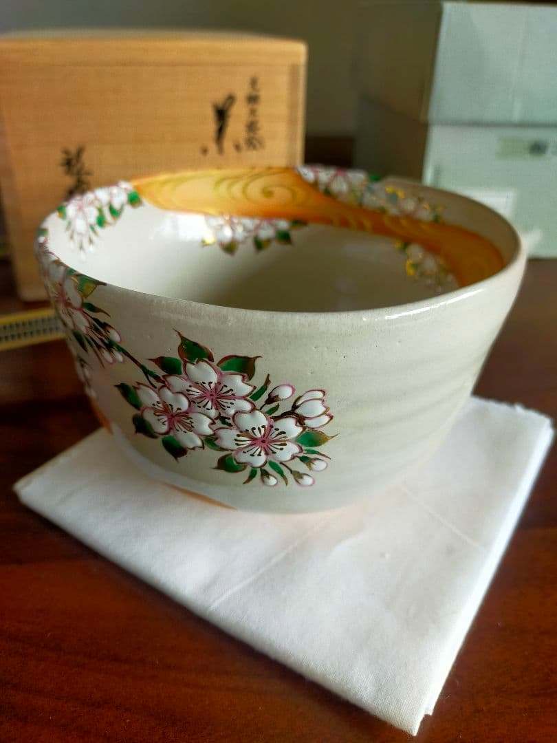 【真作】光琳水「桜絵」抹茶碗★京焼 伝統工芸士 三代 中村秋峰作　共箱・共布付