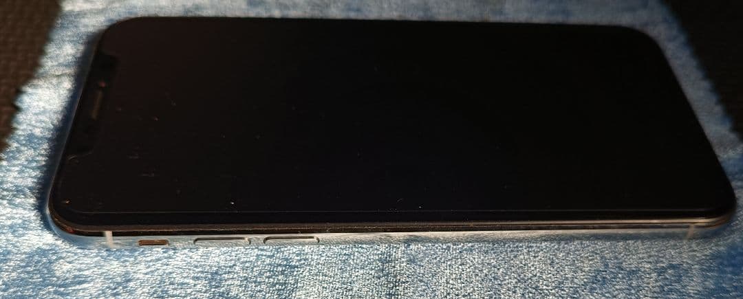 Apple iPhone XS 64GB 本体