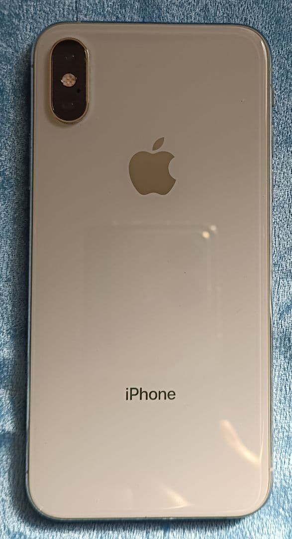 Apple iPhone XS 64GB 本体