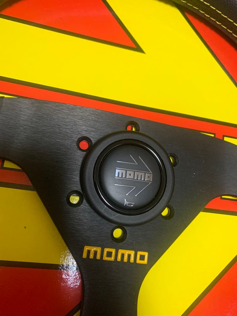 momo ヴェローチェレーシング　320mm