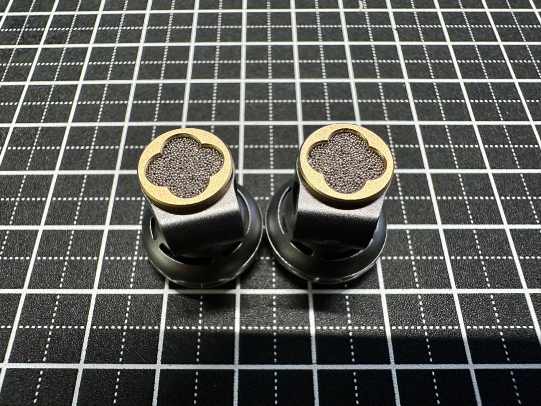 イヤホン astrotec Lyra Clover