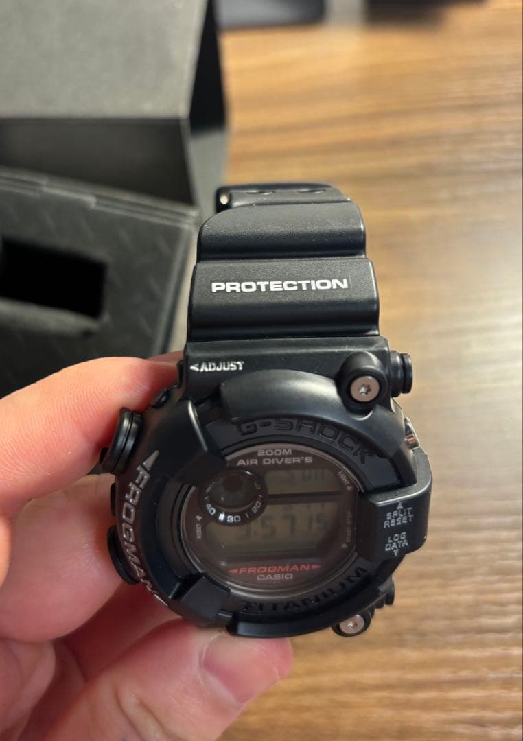 【極美品】CASIO G-SHOCK FROGMAN DW-8200MB-1VT
