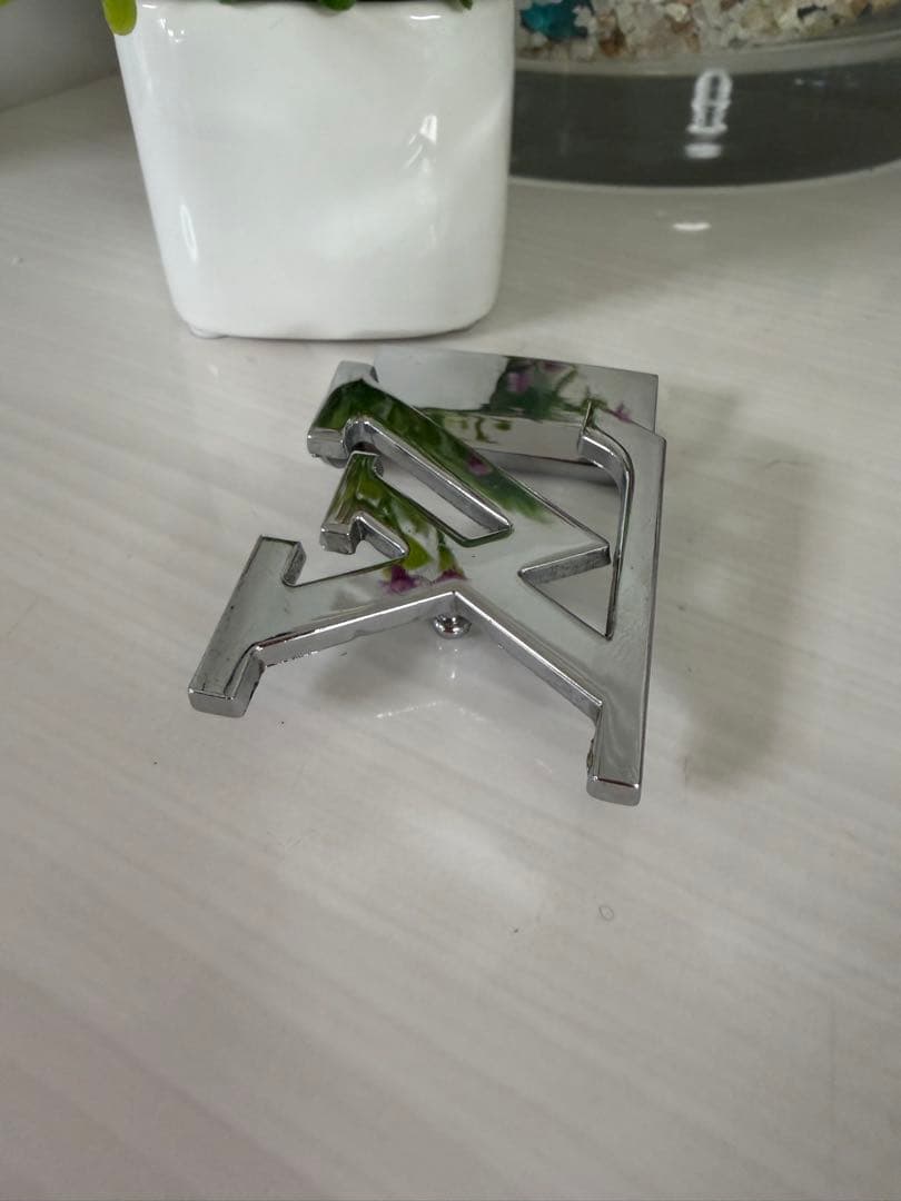 大和ページ【他人購入不可】 LVロゴ シルバー金具