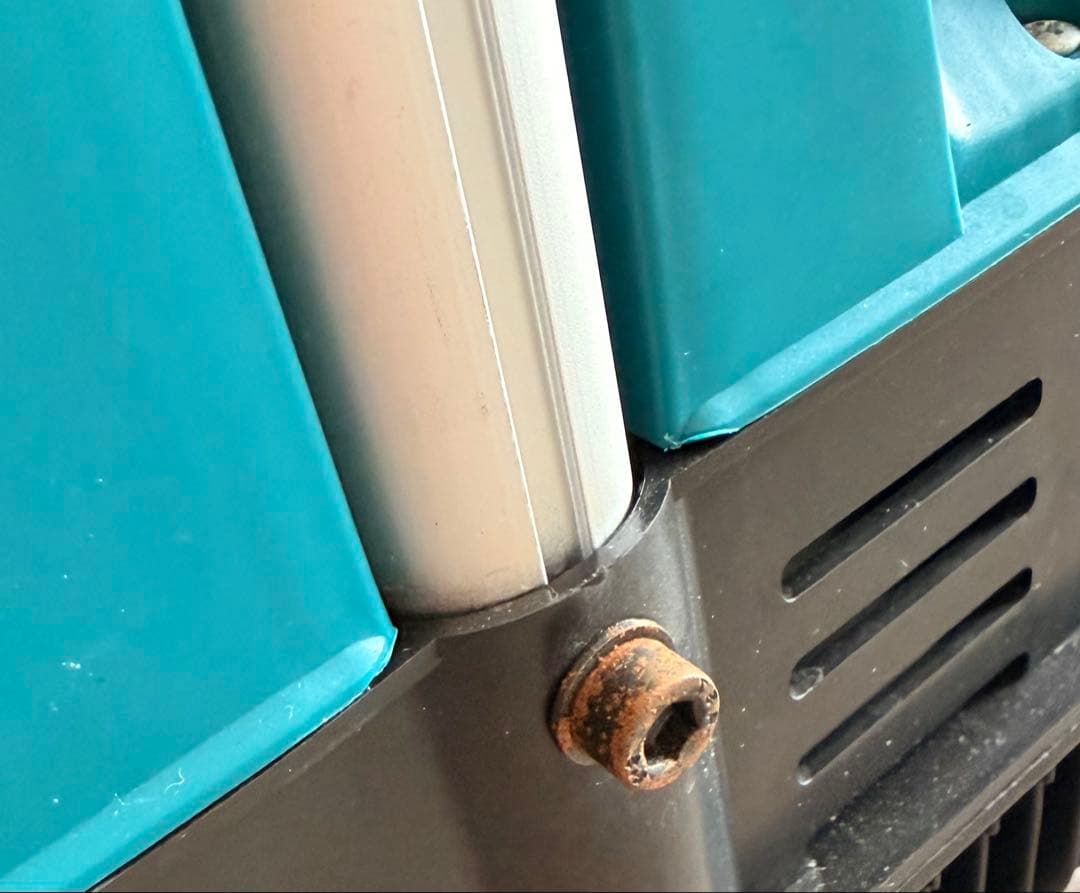 電動除雪機 2個のバッテリー付き