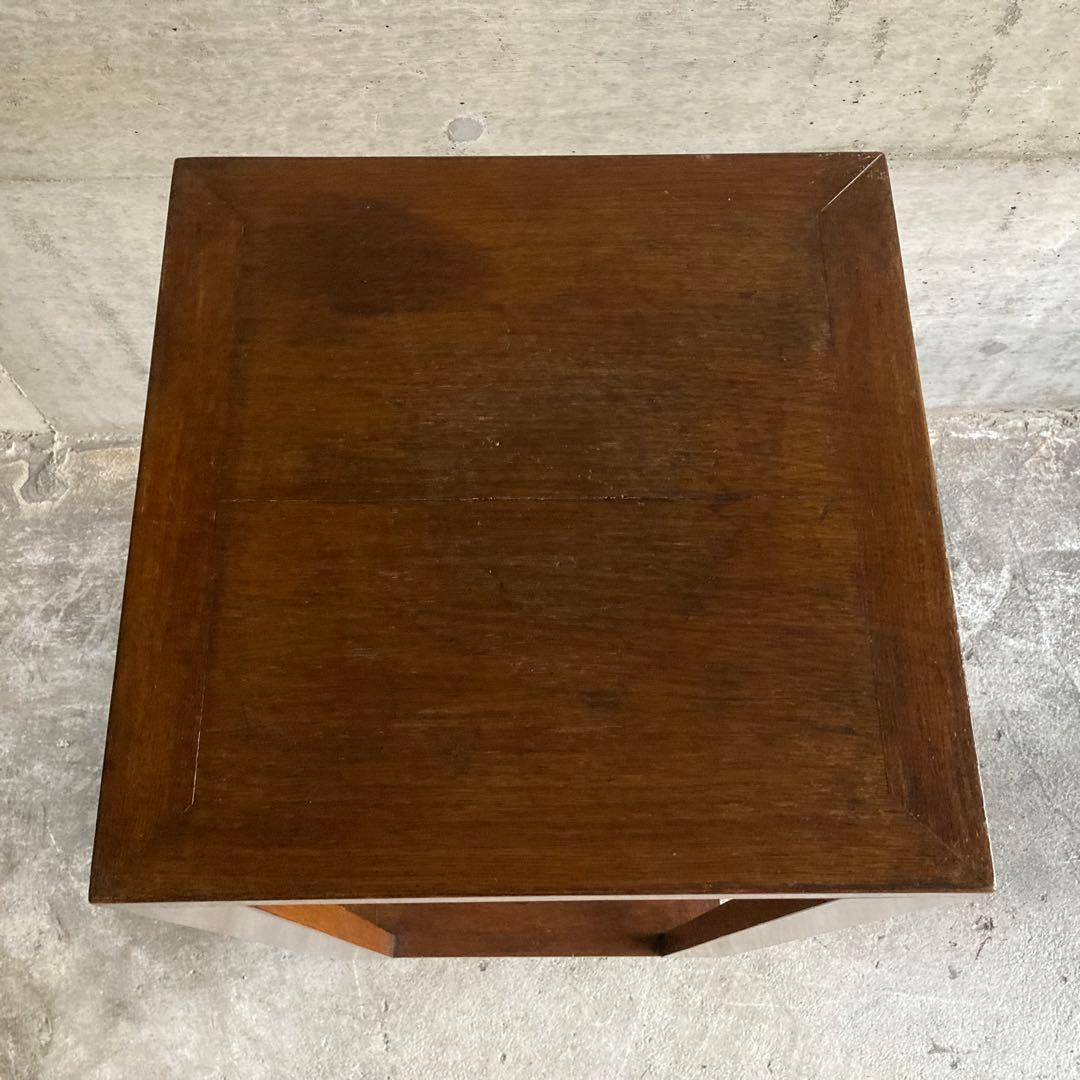 古い味のある飾り台 サイドテーブル 棚 シェルフ ラック スタンド 木製 レトロ