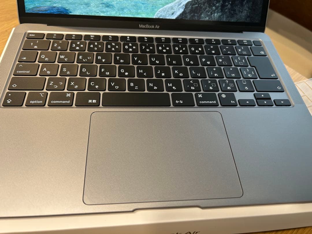 ソリエフ】Apple MacBook Air M1 13インチA2337