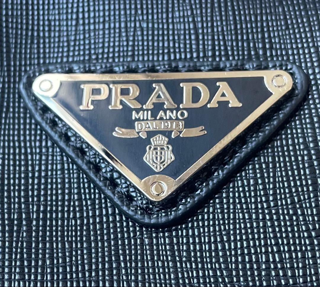 PRADA ノベルティ✨　ショルダーバッグ✨