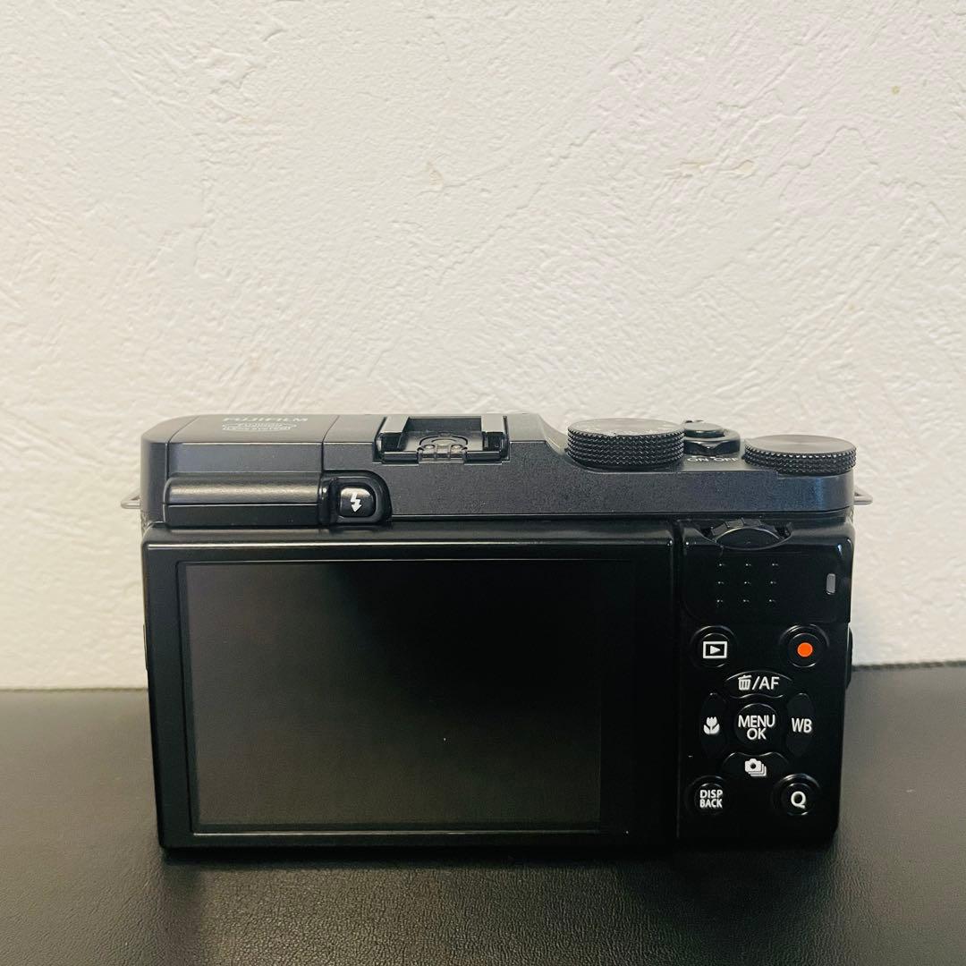 FUJIFILM X-M1 Body Black Set 充電器& ケーブル付き