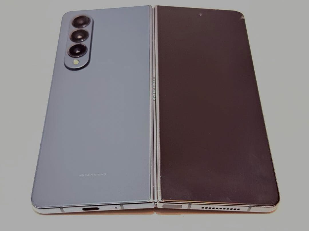 Galaxy Z Fold4 512GB SIMフリー 難あり 米国版