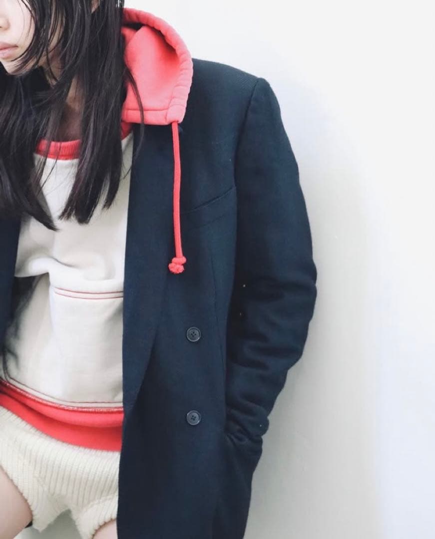 FUMIKA_UCHIDA/2-TONE PULLOVER HOODIE　レッド