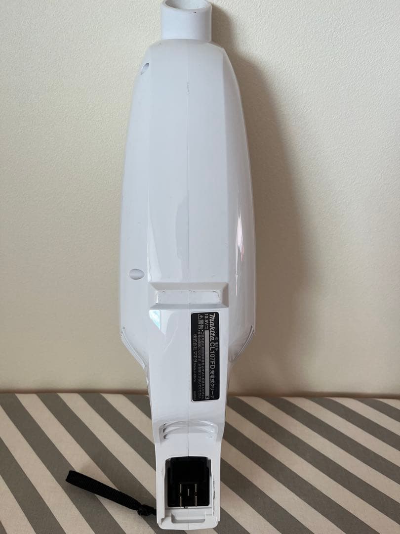 マキタ コードレス掃除機 CL107FDSHW