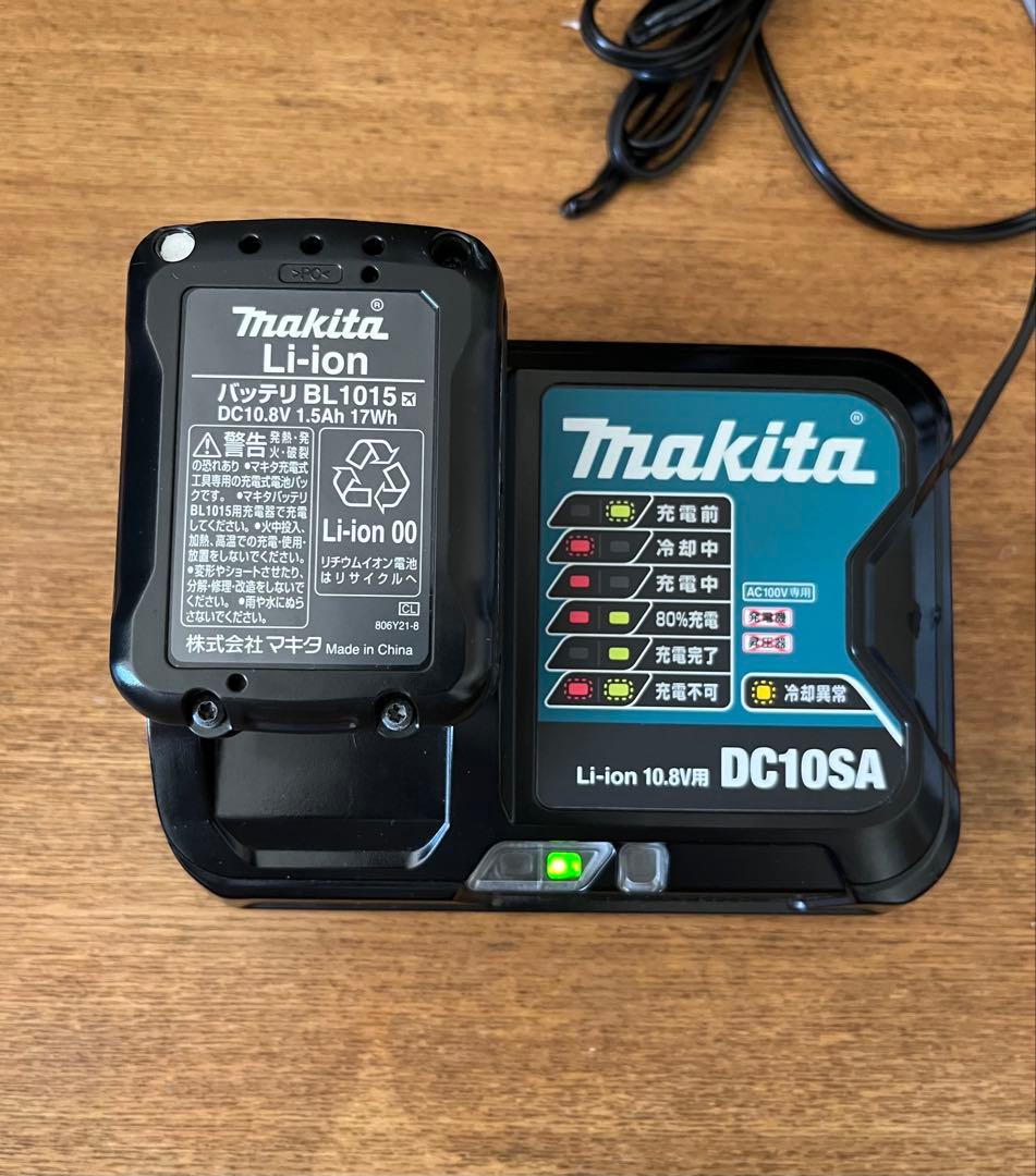 マキタ コードレス掃除機 CL107FDSHW