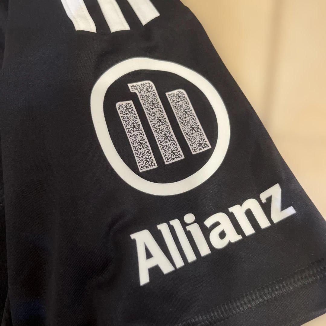 バイエルンミュンヘン　ノイアー　ドイツ購入　ブラック　Mサイズ