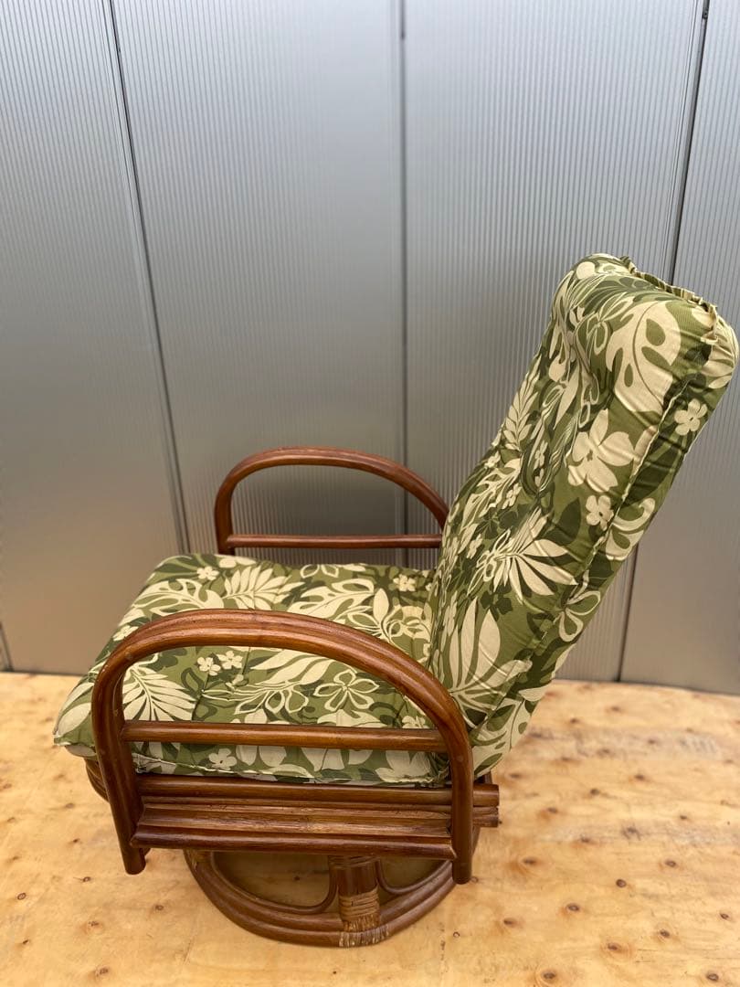 ラタン 籐 回転座椅子 リクライニング 花柄 クッション チェア