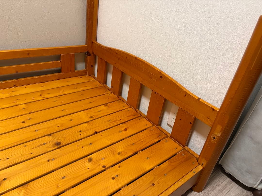 木製シングルベッドフレーム