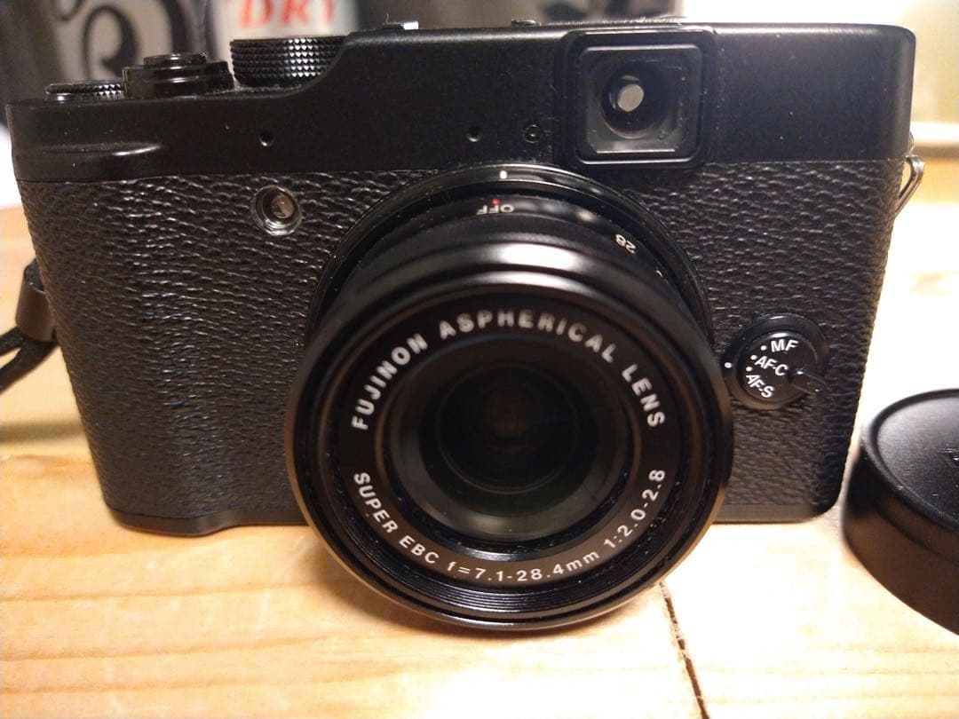 FUJIFILM X10 バッテリー3個付き　美品