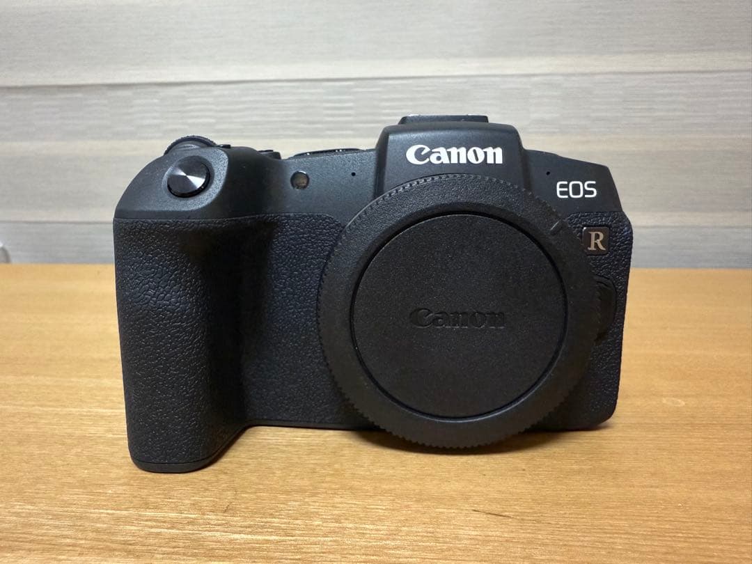 【美品】CANON EOS RP 本体　バッテリー付き
