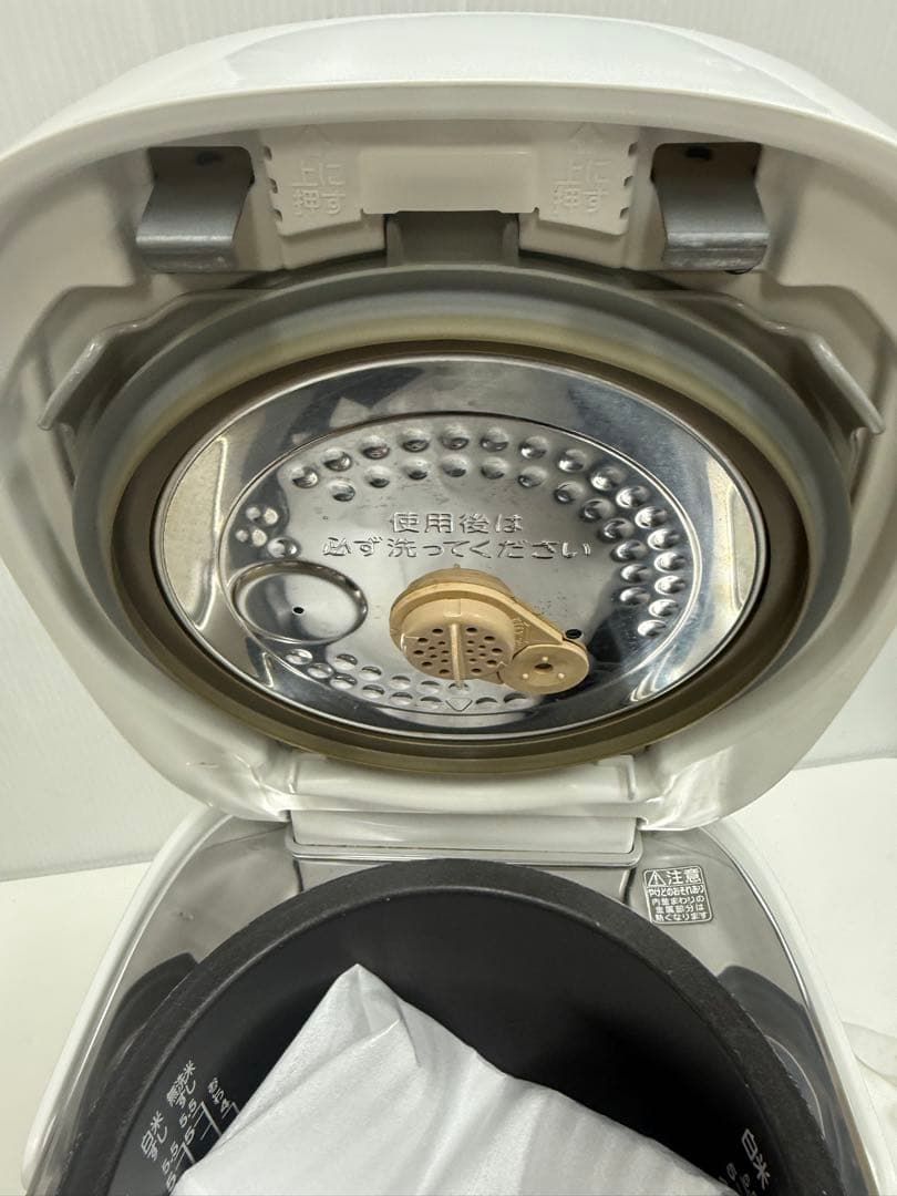 TOSHIBA 真空圧力IH炊飯器 RC-10VQK