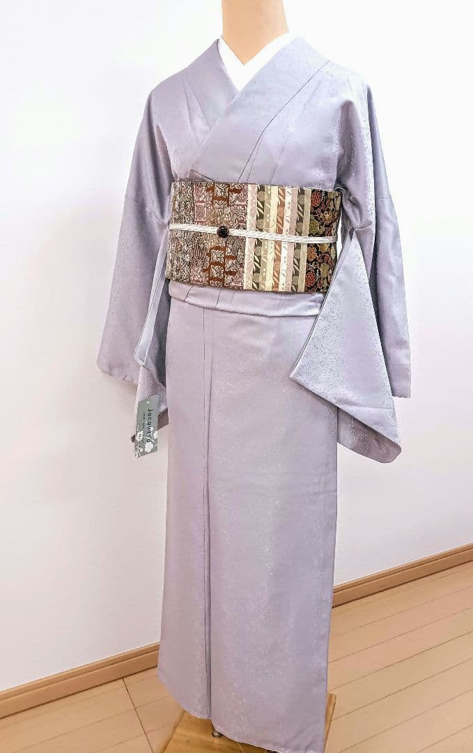 洗える色無地　花唐地模様　身巾少しゆったりめサイズ