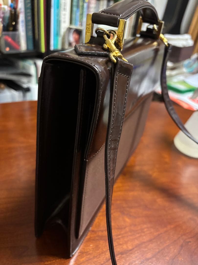 Yves Saint Laurent ブラウンショルダーバッグ新品未使用品