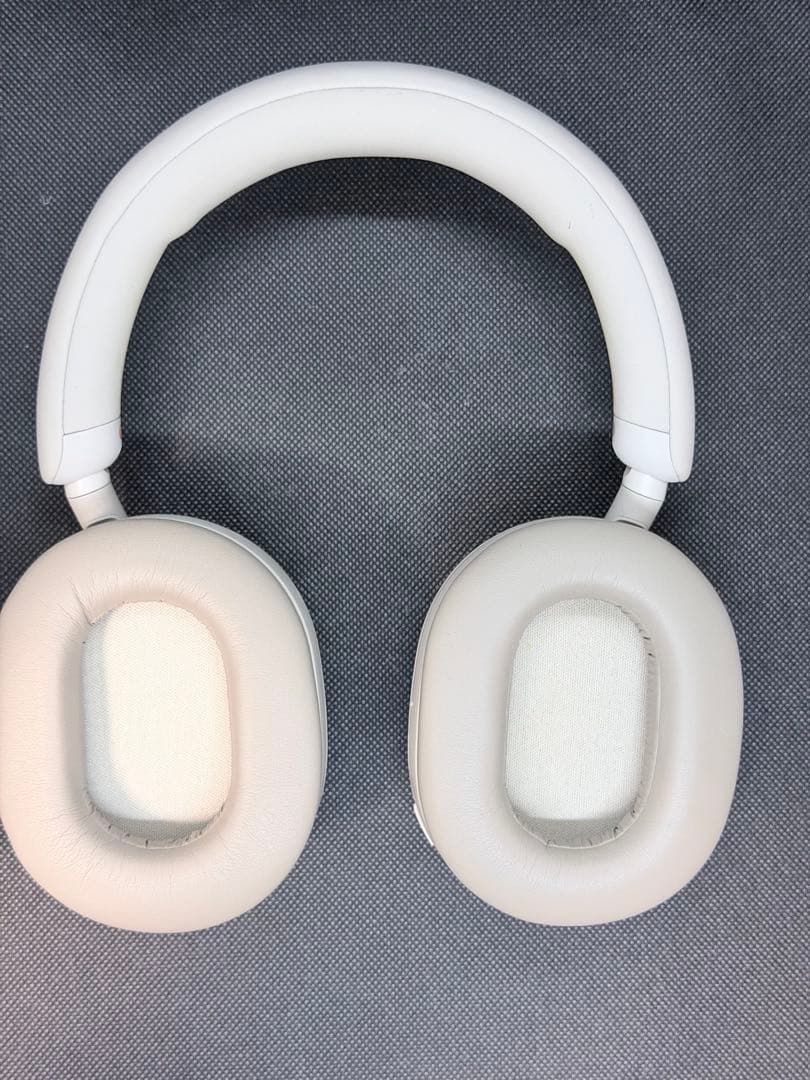 SONY WH-1000XM5 ホワイト ケース付き