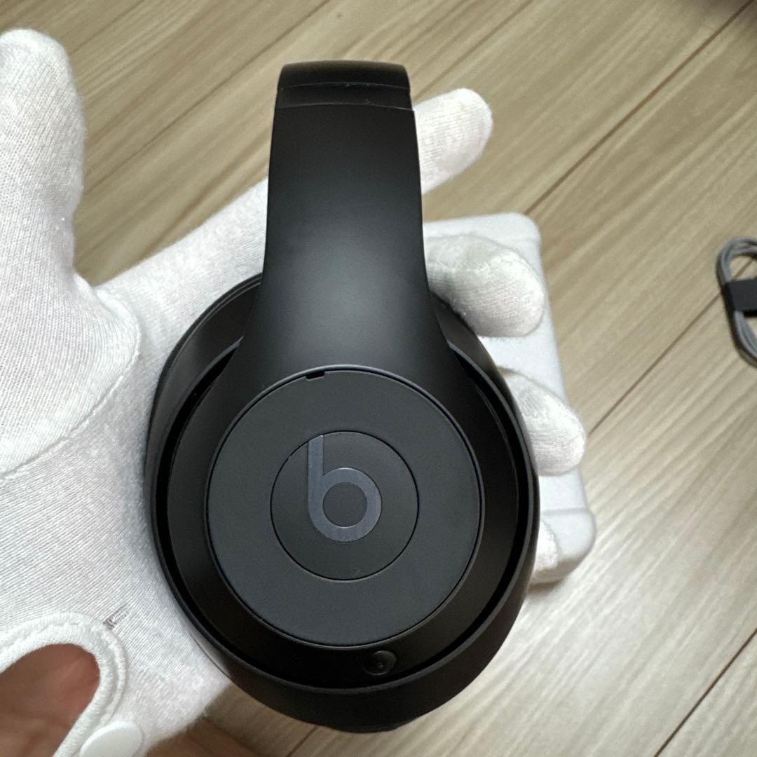 Beats Studio Pro ブラック