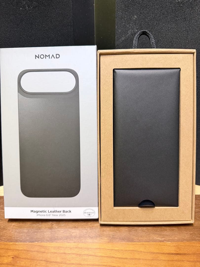 NOMAD MagneticLeatherBack iPhoneAir ブラック