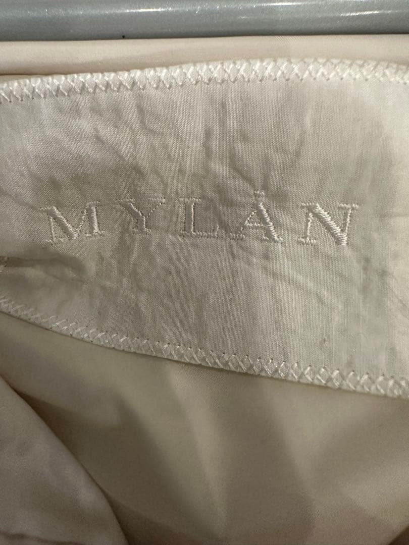 マイラン　ダウン　ポンチョ　ケープ