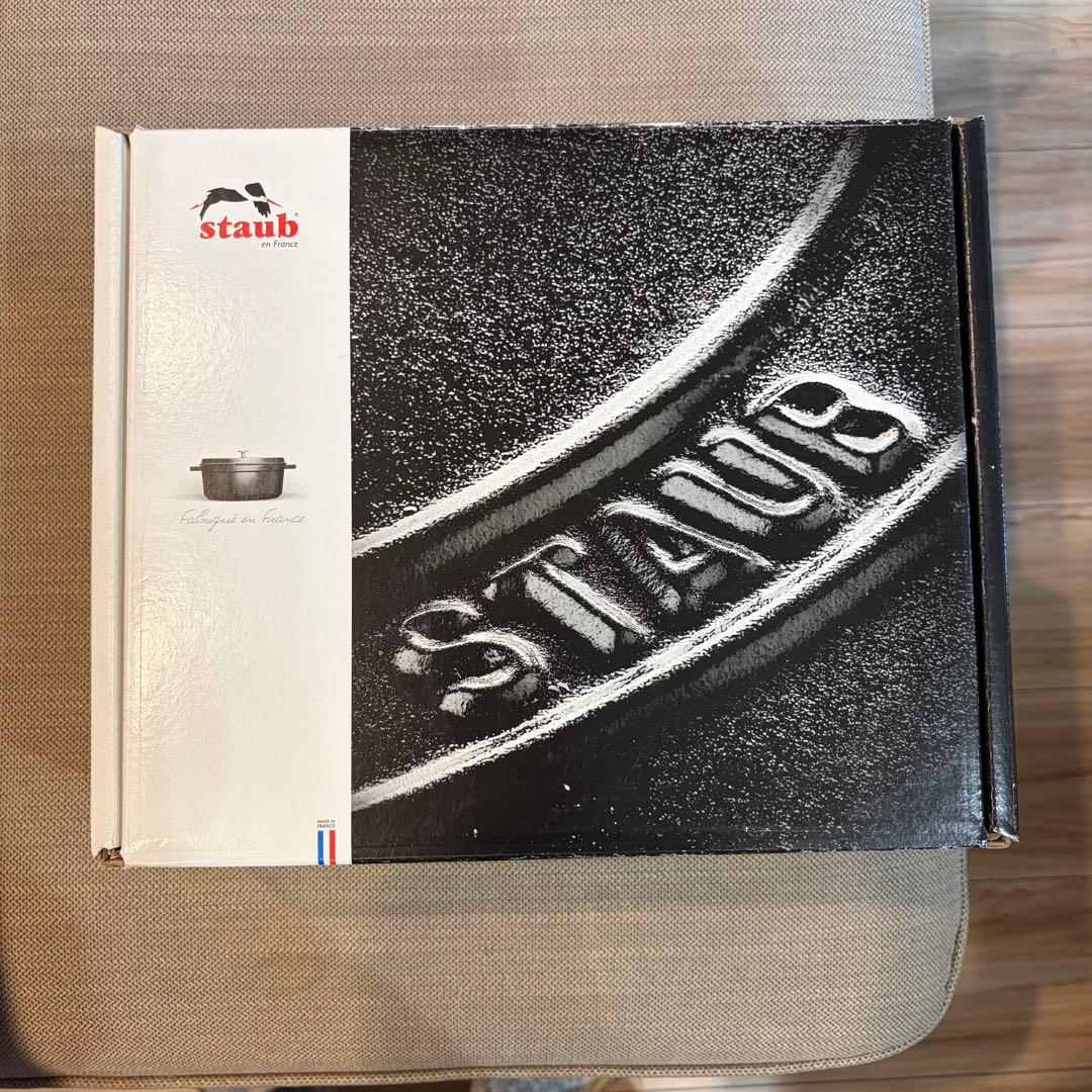 送料込☆STAUB LA COCOTTE 20cm
