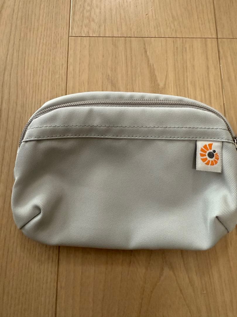 ふぅ様エルゴ　オムニブリーズ　抱っこ紐　パールグレー