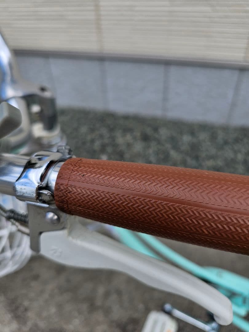 秋田市限定　２２インチ自転車 ブリジストン　リコリーナ　ミントグリーン