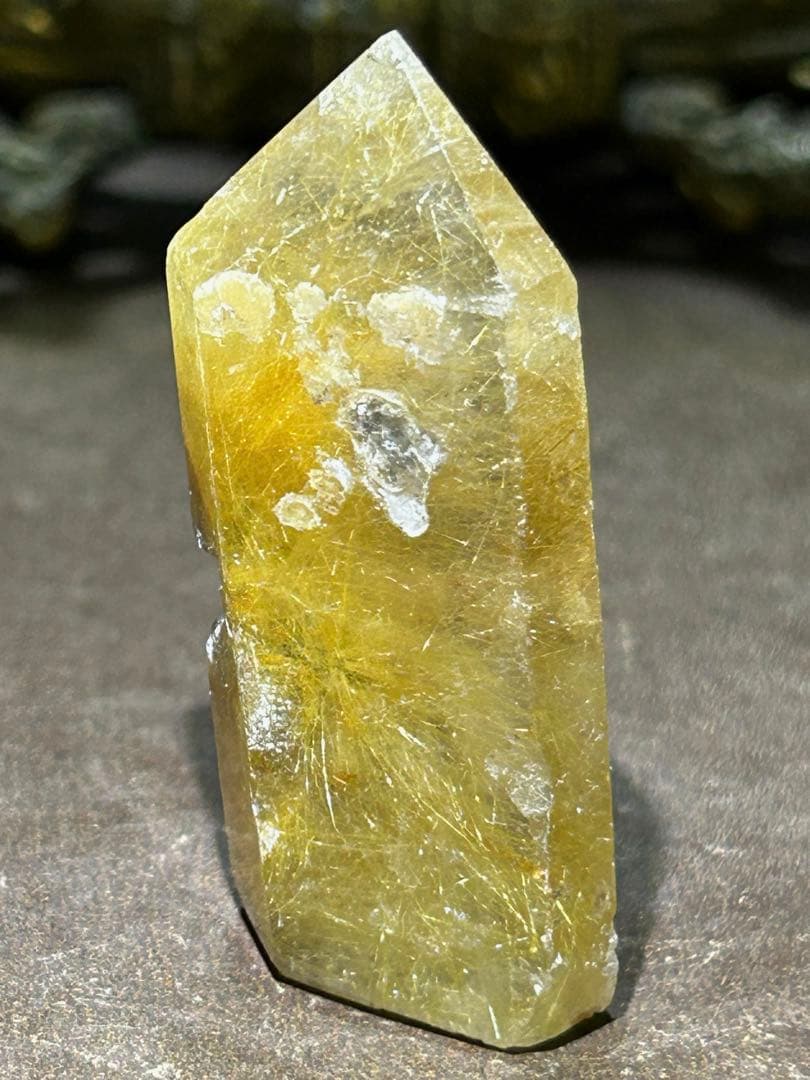 ☆別格高級品！福財大黒秘宝②！ガーデン！太陽　タイチン　ゴールド　ルチル　六角柱