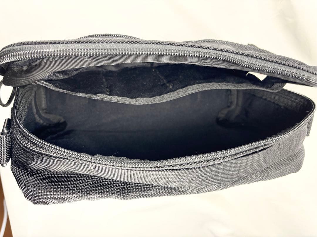 【美品】BRIEFING ショルダーバッグ MADE IN USA ブラック 黒