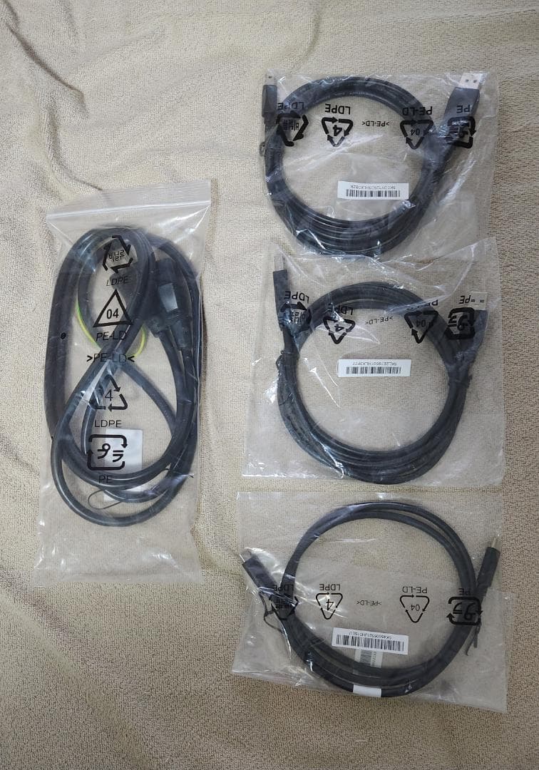 BenQ SW270C カラーマネジメントモニター 27インチ 遮光フード付