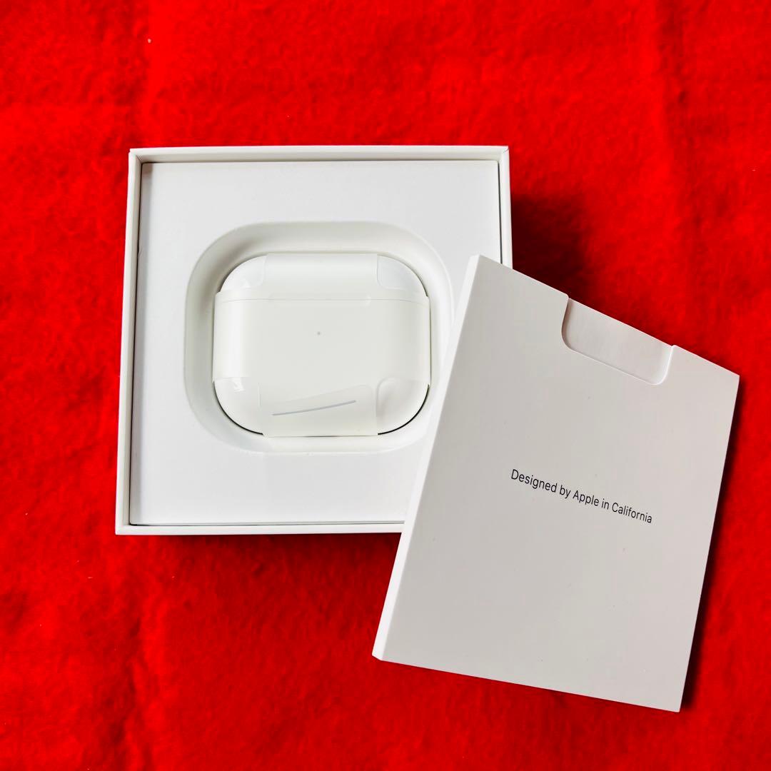 Apple AirPods第3世代 Lightningモデル