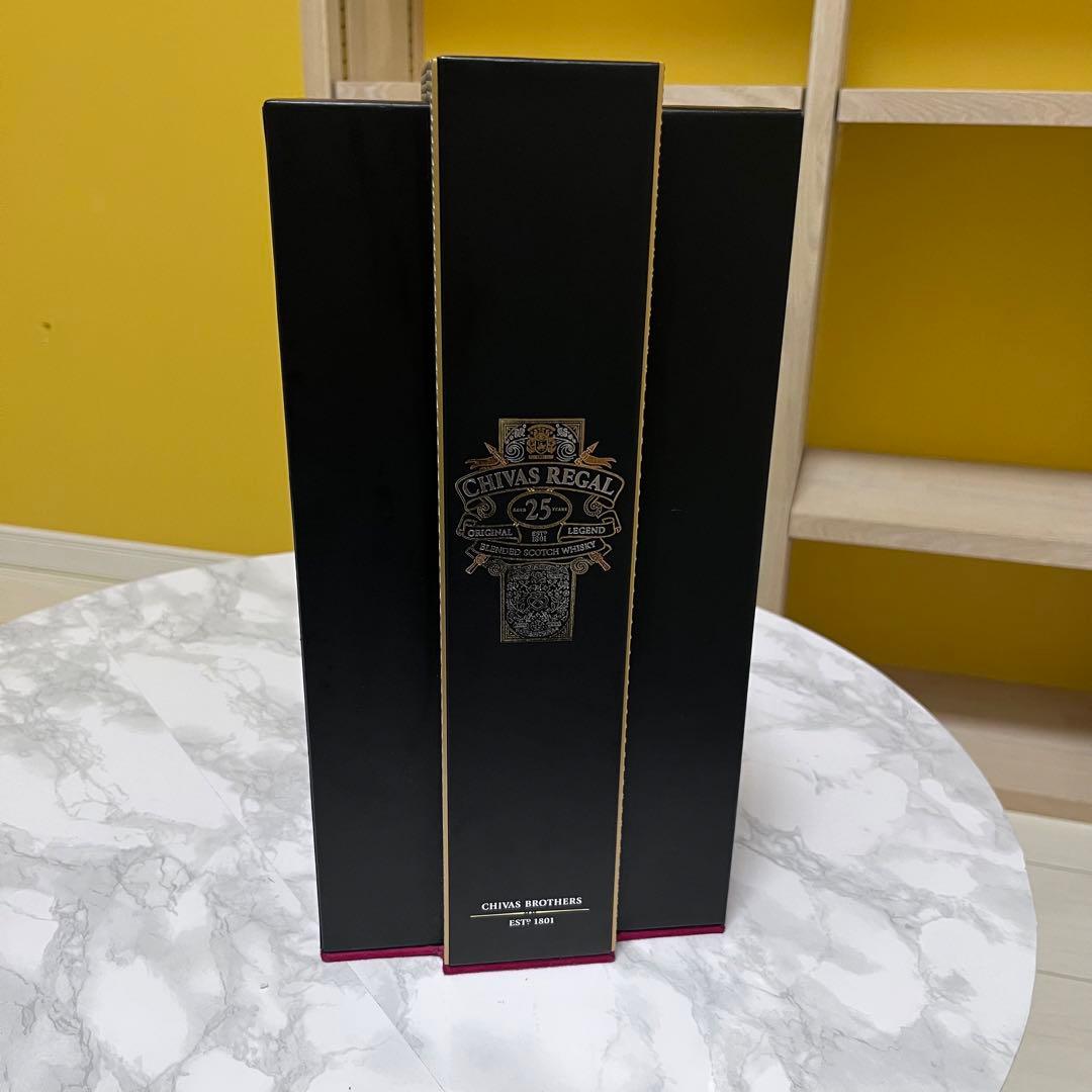 ウイスキー Chivas Regal 25