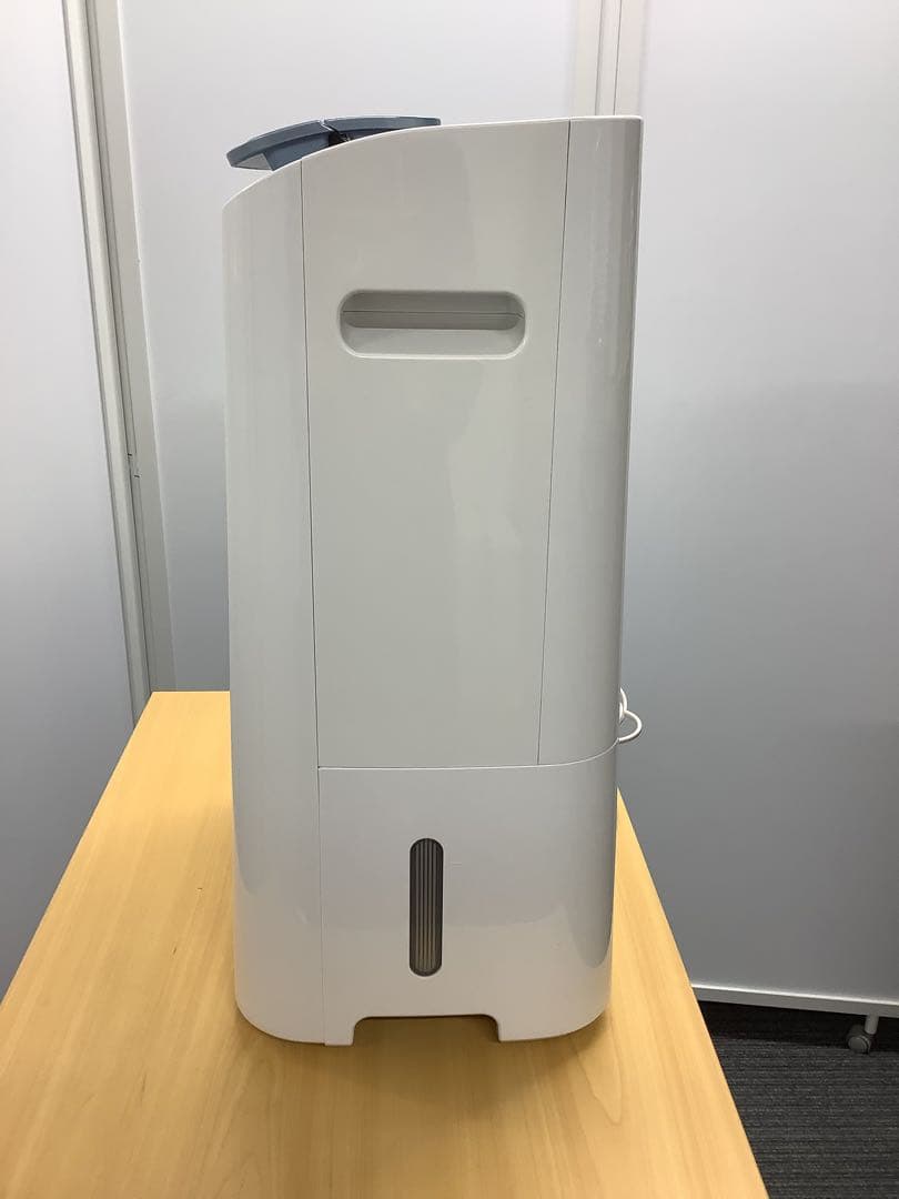 シャープ 空気清浄除湿機 CV-EF120-W 2015年製 衣類乾燥